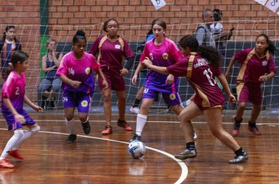 Iniciada etapa de futsal feminino dos Jogos Escolares de Porto Alegre