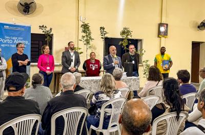 Demhab entrega 59 títulos de propriedade no Sarandi 