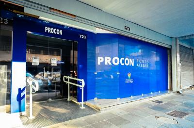 Procon Porto Alegre orienta consumidores na compra de presentes para o Dia das Crianças