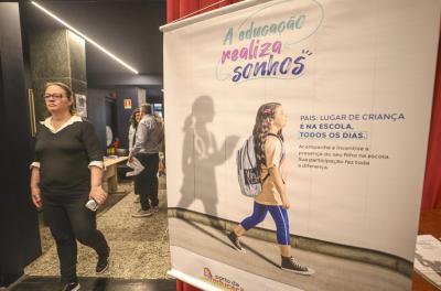Prefeitura lança campanha para combater a infrequência escolar na rede municipal
