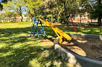 Praça na Vila Jardim é entregue revitalizada à comunidade 