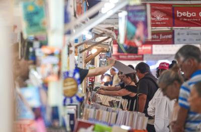 71ª Feira do Livro termina com grande público e aumento de quase 17% nas vendas
