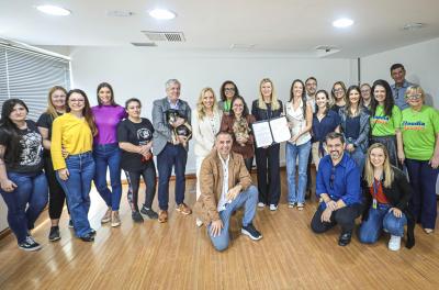 Prefeitura regulamenta programa de doação de medicamentos veterinários