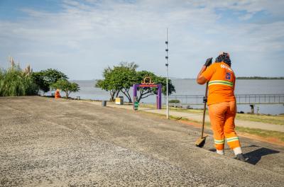DMLU participa do Circuito Náutico com ações de educação ambiental na Orla do Guaíba