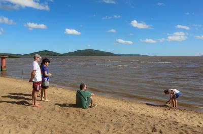 Orla do Guaíba permanece com três pontos próprios para banho
