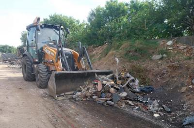 Mutirão de limpeza recolhe 40 toneladas de resíduos no bairro Sarandi