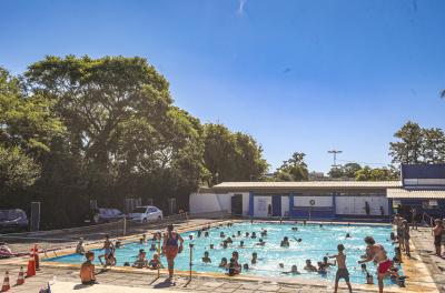 Saiba como aproveitar as piscinas públicas de Porto Alegre