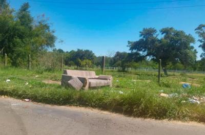 DMLU faz limpeza no bairro Ponta Grossa neste domingo