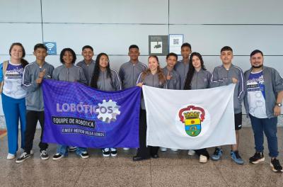 Equipe de robótica da Emef Heitor Villa-Lobos participa de competição nacional em São Paulo