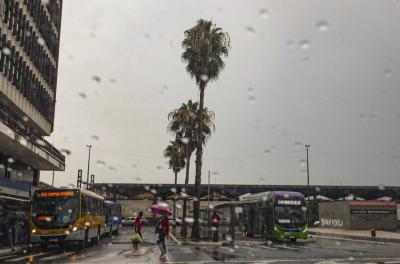 Semana será marcada por nebulosidade e chuva fraca em Porto Alegre