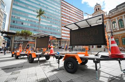 EPTC incorpora novos painéis móveis para qualificar gestão do trânsito 