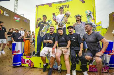 Etapa final movimentou Porto Alegre neste domingo e reforçou a Capital como referência no skate. Foto: Alex Rocha/PMPA