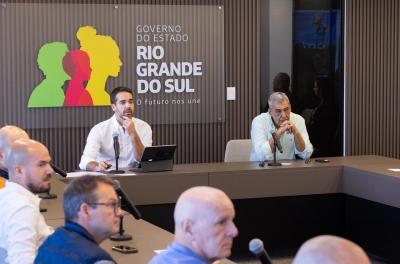 reunião Melo e Leite