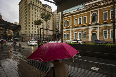 Defesa Civil emite alerta laranja para chuva intensa em Porto Alegre entre sexta e sábado