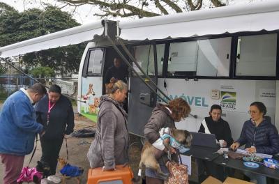 Unidade Móvel de Saúde Animal atende comunidade do Extremo Sul nesta quinta-feira 