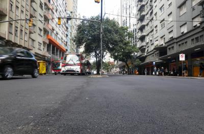 Concluída a requalificação asfáltica de trecho da avenida Borges de Medeiros 