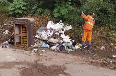 Mutirão de limpeza recolhe 45 toneladas de resíduos no bairro Lomba do Pinheiro