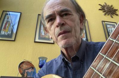 Pinacoteca Rubem Berta promove recital com o violonista José Rogério Licks no dia 25
