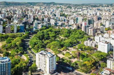 foto aérea da cidade