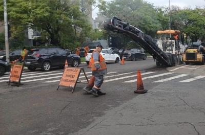 requalificação asfáltica da rua mariante
