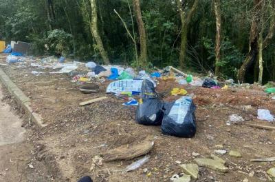 DMLU faz limpeza no bairro Lomba do Pinheiro neste domingo