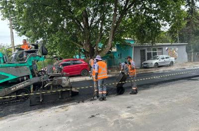 Iniciada a pavimentação asfáltica de mais um trecho da estrada Cristiano Kraemer 
