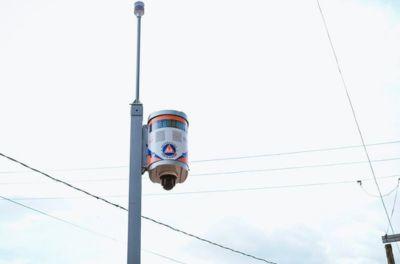  sistema eletrônico de monitoramento e alerta para riscos climáticos, ampliando a capacidade de prevenção e resposta da cidade a eventos extremos.