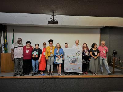 Divulgacaocmspoa_12.04.25_4cmsttpoa_trabalhadores.jpeg