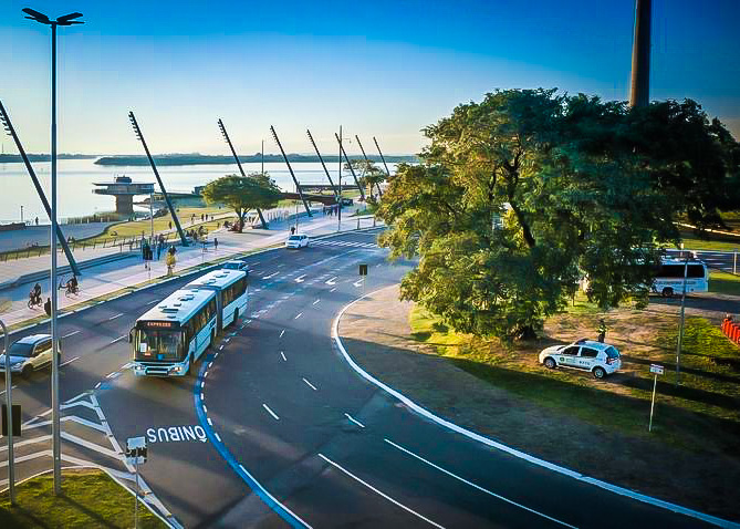 A EPTC tem como missão gerir e qualificar a mobilidade urbana de Porto Alegre
