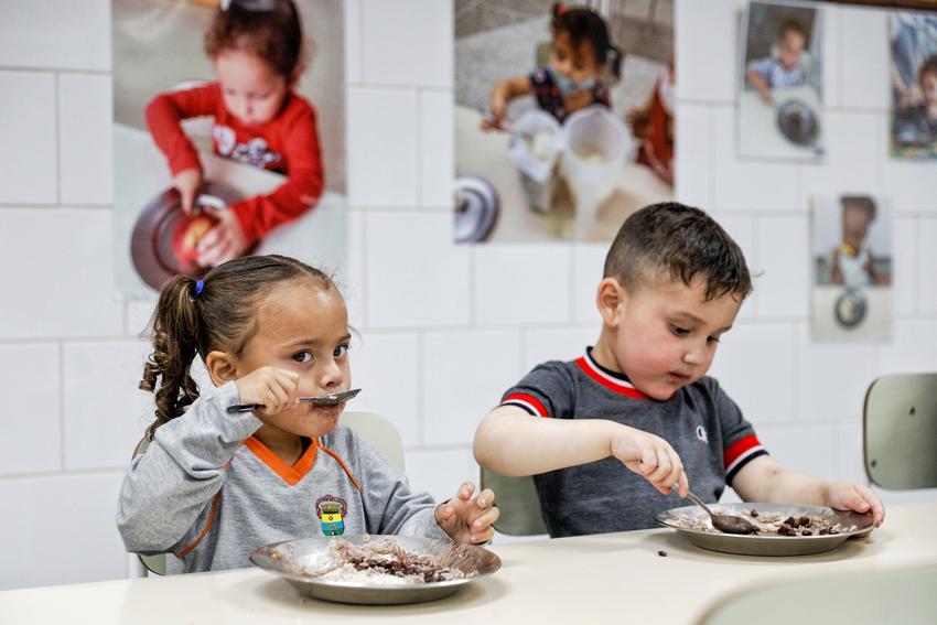 Alimentação escolar - Pedro Piegas_pmpa.jpg